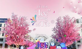 Khám phá 'Hoa Ánh Sáng' tại Ice Jungle Phú Quốc 