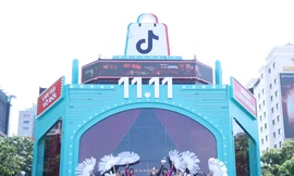 14 tiếng livestream 'thả ga' tại Phố đi bộ Nguyễn Huệ: TikTok Shop 'chơi lớn' mừng 11.11