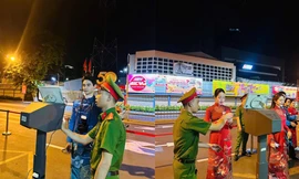 Bức tường an ninh phía sau lễ diễu binh 30/4: Chuyện chưa kể của những người giữ bình yên