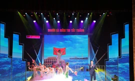 Xúc động chương trình nghệ thuật đặc sắc “Người là niềm tin tất thắng”