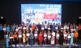 21 học sinh trường Hy vọng làm lễ trưởng thành: Trái ngọt sau hành trình yêu thương