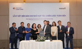 FPT Long Châu hợp tác cùng Sanofi CHC, tiên phong trong thị trường chăm sóc sức khoẻ