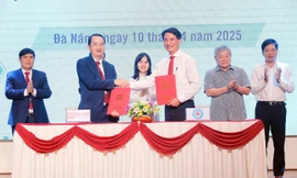 ĐH Duy Tân ký kết hợp tác với Bệnh viện Đà Nẵng về đào tạo và nghiên cứu khoa học 
