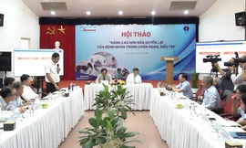 Có thể sẽ nâng mức thu hoặc đưa ra gói bảo hiểm y tế bổ sung