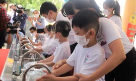 AEON Việt Nam chung tay cùng học sinh đẩy lùi COVID-19