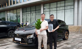 Chủ xe VinFast VF 7: ‘Nhận xe 1 tỷ mà có trang bị như xe 4 tỷ’