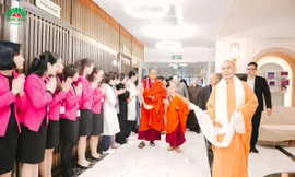 Bệnh viện Hồng Ngọc vinh dự tiếp đón Hoàng gia Bhutan tới tham quan