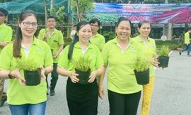 Lễ ra quân thực hiện công trình trồng cây xanh
