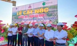Cất nóc nhà phố vườn thuộc giai đoạn 1 dự án La Vida Residences