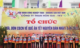 Ấm tình người thợ mỏ