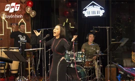 Dịch covid-19 yên tâm ngồi nhà thưởng thức 'nhà hát trực tuyến'