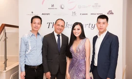 Trần Huyền Nhung quyến rũ ngọt ngào trong Thanks Party Thương của Hoàng Hải