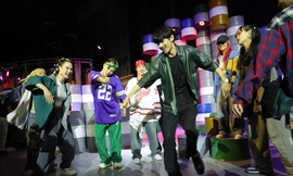 Triển lãm nghệ thuật vũ đạo 'Khi ta không buông tay'