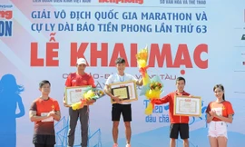 SABECO – NTT Kim cương giải Vô địch quốc gia Marathon và cự ly dài báo Tiền Phong năm 2022