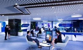 KienlongBank giành cú đúp giải thưởng cho hạng mục Nhân sự & Dịch vụ khách hàng