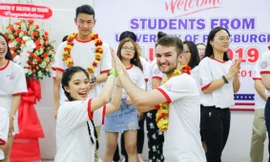 Môi trường học tập quốc tế năng động tại UEF được nhiều thí sinh yêu thích