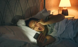 Tiếp xúc quá nhiều ánh sáng nhân tạo ảnh hưởng tiêu cực tới sức khỏe con người