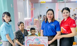 Long Châu đồng hành cùng Quỹ Hy vọng, trao yêu thương đến các bệnh nhi tại Bệnh viện TW Huế