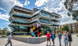 Đại học Monash vươn lên vị trí 42 trong Bảng xếp hạng Đại học Thế giới QS
