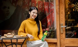 Không ngại deadline, người trẻ thư thái uống trà chờ Tết