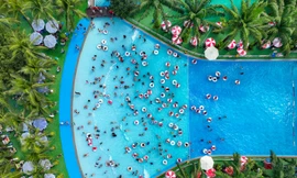 Vui hè sôi động cùng Công viên nước Đầm Sen