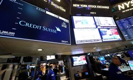 Từ chuyện Credit Suisse bán mình và liên hệ với thị trường tài chính Việt Nam