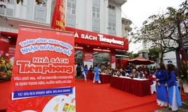 Nhà sách Tiền Phong 85 Nguyễn Phong Sắc khuyến mãi trọn tháng dịp khai trương