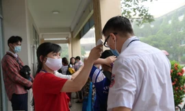 Kỳ thi Tốt nghiệp THPT năm 2020 được diễn ra an toàn và nghiêm túc, tuân theo đúng quy trình phòng chống dịch bệnh Covid-19