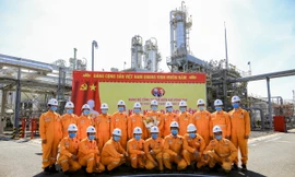 Đảng bộ PV GAS đón nhận các đảng viên mới đầu năm 2021