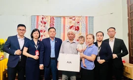 AIA Việt Nam chi trả hơn 3,5 tỷ đồng cho khách hàng tại Hải Dương