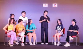 Nhiều nhân vật nổi tiếng đến ủng hộ đêm nhạc ra mắt 'Nhà hát UEF'