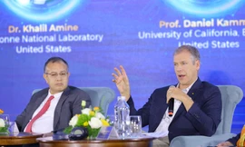 Nguyên Đặc phái viên về khoa học của Ngoại trưởng Mỹ: 'VinFuture nâng vị thế các nước đang phát triển'