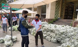 Nông sản Hải Dương được bán tại địa điểm 177 Cầu Diễn, Hà Nội.