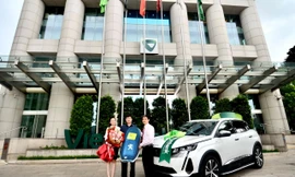 Các giải thưởng giá trị đã được trao tặng cho chủ thẻ quốc tế Vietcombank