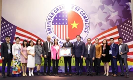 BIDV MetLife – Lần thứ 7 nhận giải Doanh nghiệp có Trách nhiệm với Xã hội từ Amcham 