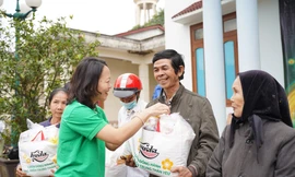 Miền Trung đón xuân ấm áp với 9000 phần quà tết từ Huda