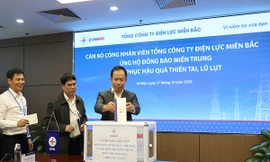 Tính đến 22/10/2020, EVNNPC đã ủng hộ 4,7 tỷ đồng chung tay với đồng bào miền Trung khắc phục hậu quả bão lũ.