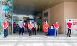 Crescent Mall dành tặng 01 phút im lặng ý nghĩa vào ngày mở cửa trở lại