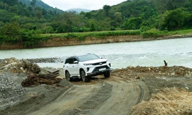 Toyota Fortuner – 'Ngựa chiến' chinh phục mọi cung đường