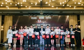 Đại nhạc hội sinh nhật Anh ngữ Ms Hoa: Kỷ niệm 11 năm truyền cảm hứng tiếng Anh