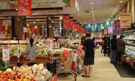 AEON khuyến mại tưng bừng, tăng giờ mở cửa phục vụ xuyên Tết Giáp Thìn 2024