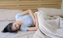 Phụ Lạc Cao EX giúp gạt bỏ nỗi lo đau bụng kinh 