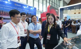 'Người Việt hoàn toàn làm chủ công nghiệp công nghệ số'