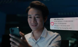 Tết thời hiện đại: Chỉ một tiếng 'ting ting' cũng thấy ấm lòng