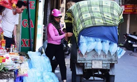 Đá viên “bẩn” là ổ bệnh nguy hiểm nếu được sản xuất trong điều kiện không đảm bảo