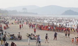 Bãi tắm Cửa Lò mùa du lịch