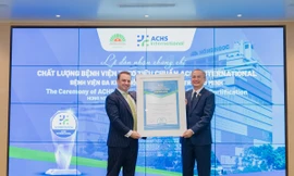 Bệnh viện đa khoa đầu tiên tại Việt Nam nhận chứng chỉ chất lượng theo tiêu chuẩn ACHS International 