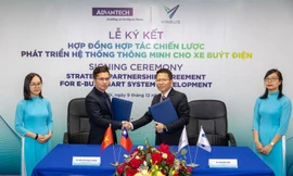 Vinbus và AdvanTech hợp tác chiến lược phát triển hệ thống thông minh cho xe buýt điện
