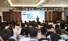 Né 'bão' điểm chuẩn cao ngành Công nghệ thông tin, thí sinh chọn chương trình đào tạo thực tế 