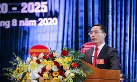 Đ/c Phạm Đức Ấn - Bí thư Đảng ủy, Chủ tịch HĐTV Agribank - phát biểu diễn văn khai mạc Đại hội